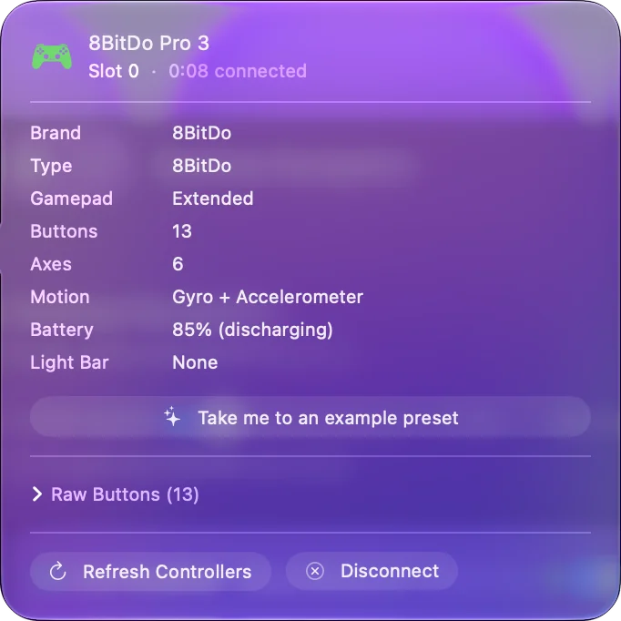 Vyskakovací okno pro 8BitDo Pro 3 nahoře v postranním panelu InputConfig, které ukazuje značku, typ, tlačítka, osy a baterii, s tlačítky Refresh Controllers a Disconnect.