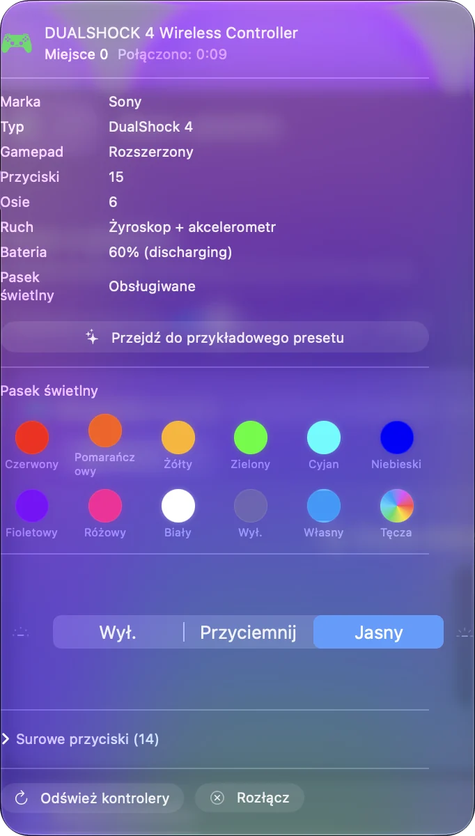 Popover kontrolera w InputConfig dla DualShock 4 z poziomem baterii i kolorem paska świetlnego.