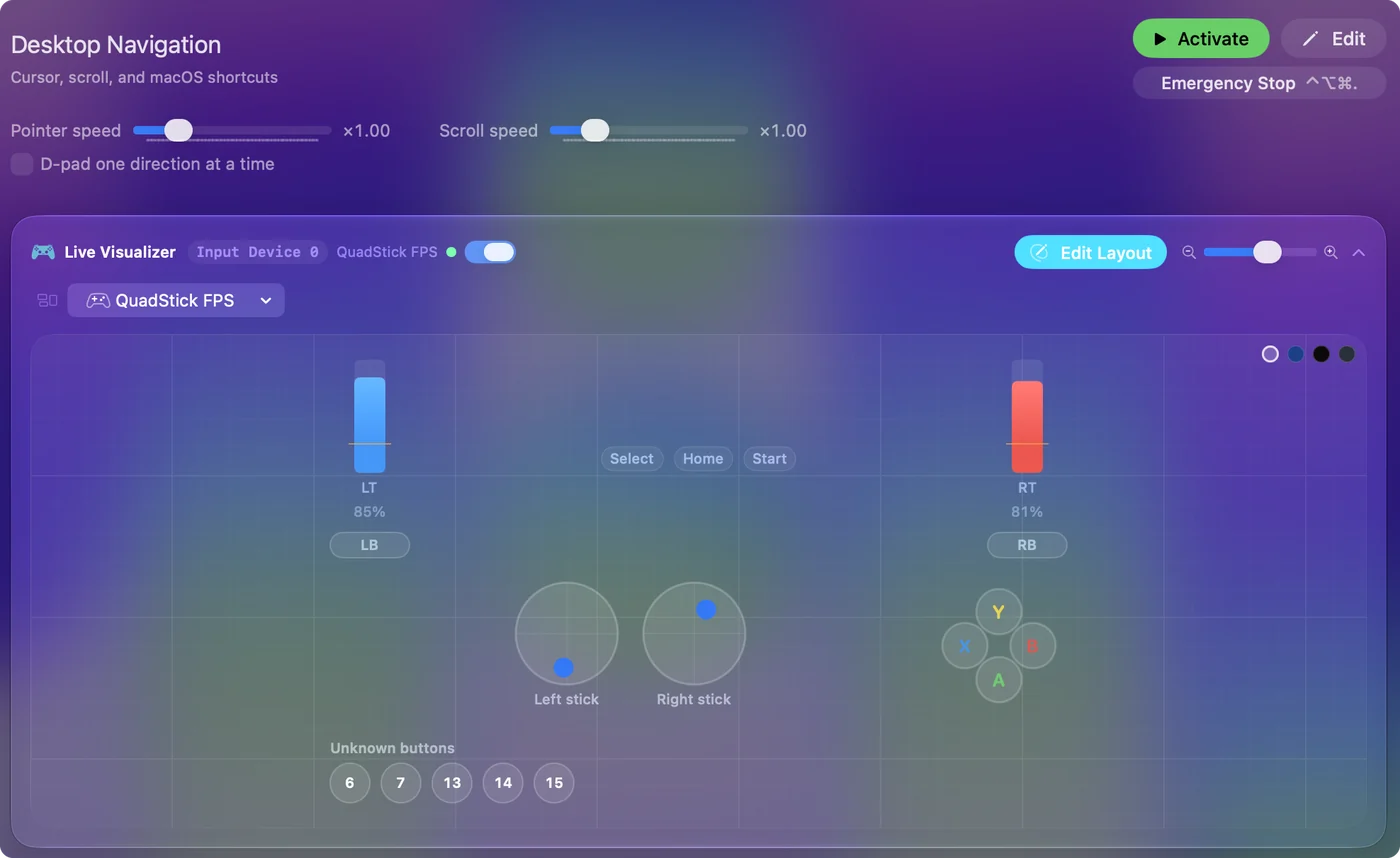 Live Visualizer InputConfig s předvolbou Desktop Navigation a připojeným QuadStick FPS, stisknuté ovládací prvky svítí.