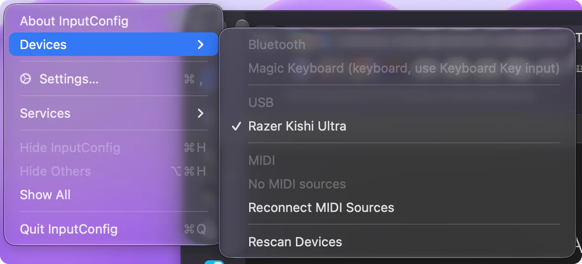 قائمة الأجهزة في InputConfig بعناوين البلوتوث وUSB وMIDI، وذراع USB عليه علامة صح، ولوحة مفاتيح مسرودة بالرمادي بجانب نوعها.